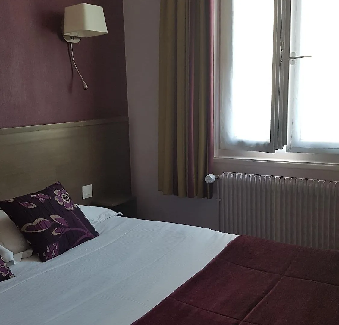 Brit Hotel Le Surcouf Saint-Malo 3*,  France