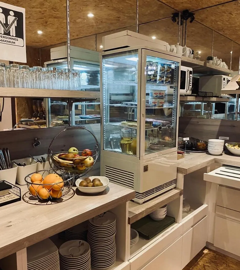 Brit Hotel Le Surcouf Saint-Malo 3*,  Francia