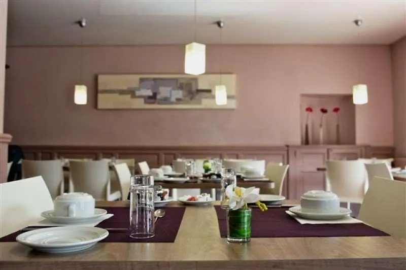 ***  Brit Hotel Le Surcouf Saint-Malo Frankrijk
